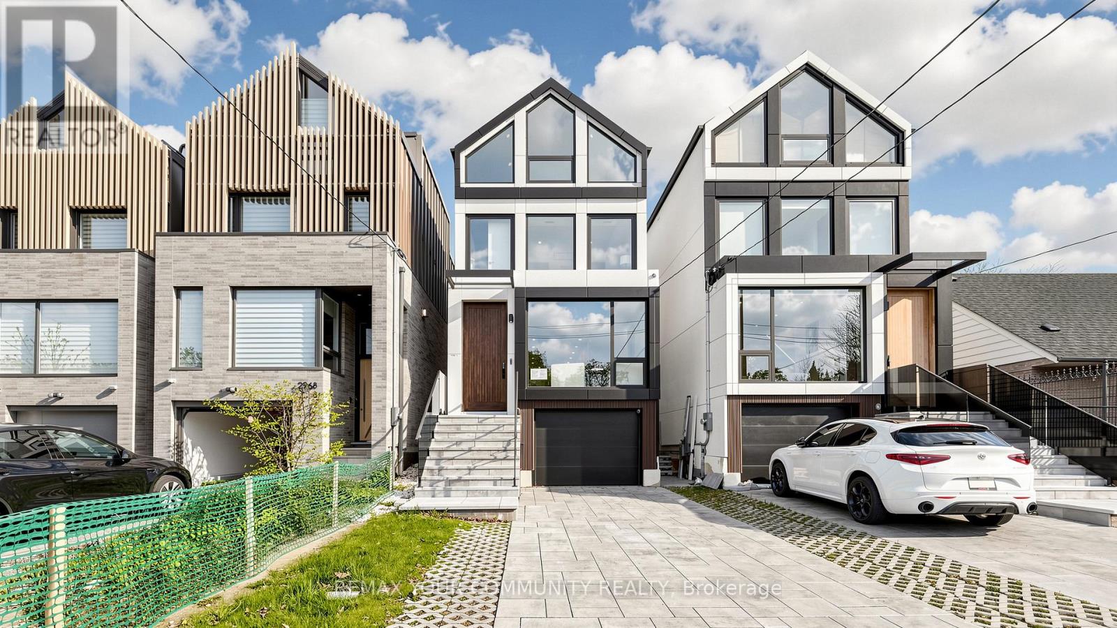 2970A BAYVIEW AVENUE, Toronto, Ontario