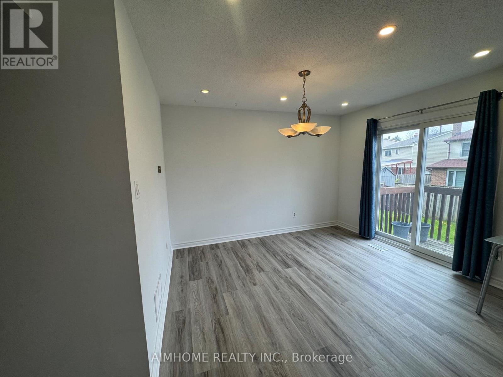 180 Valley Stream Drive, Toronto, Ontario  M1V 2A5 - Photo 12 - E13108776
