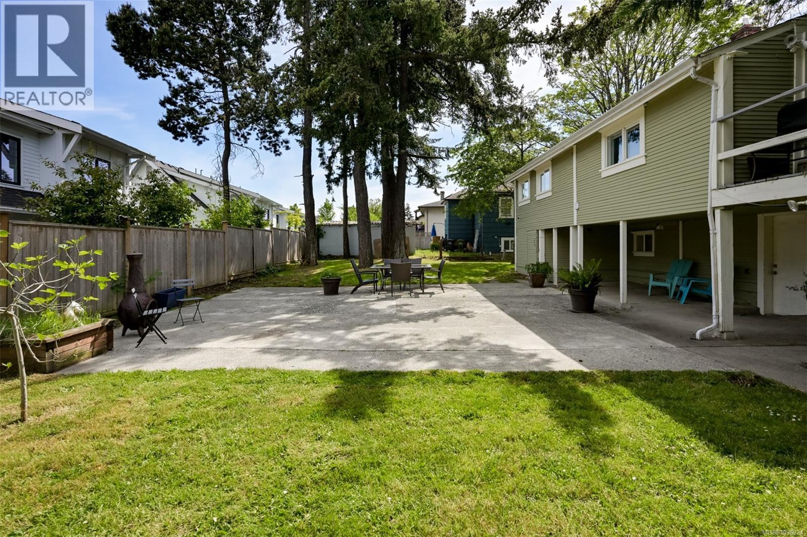 3091 Carroll St, Victoria, British Columbia  V9A 1R1 - Photo 61 - 1036924