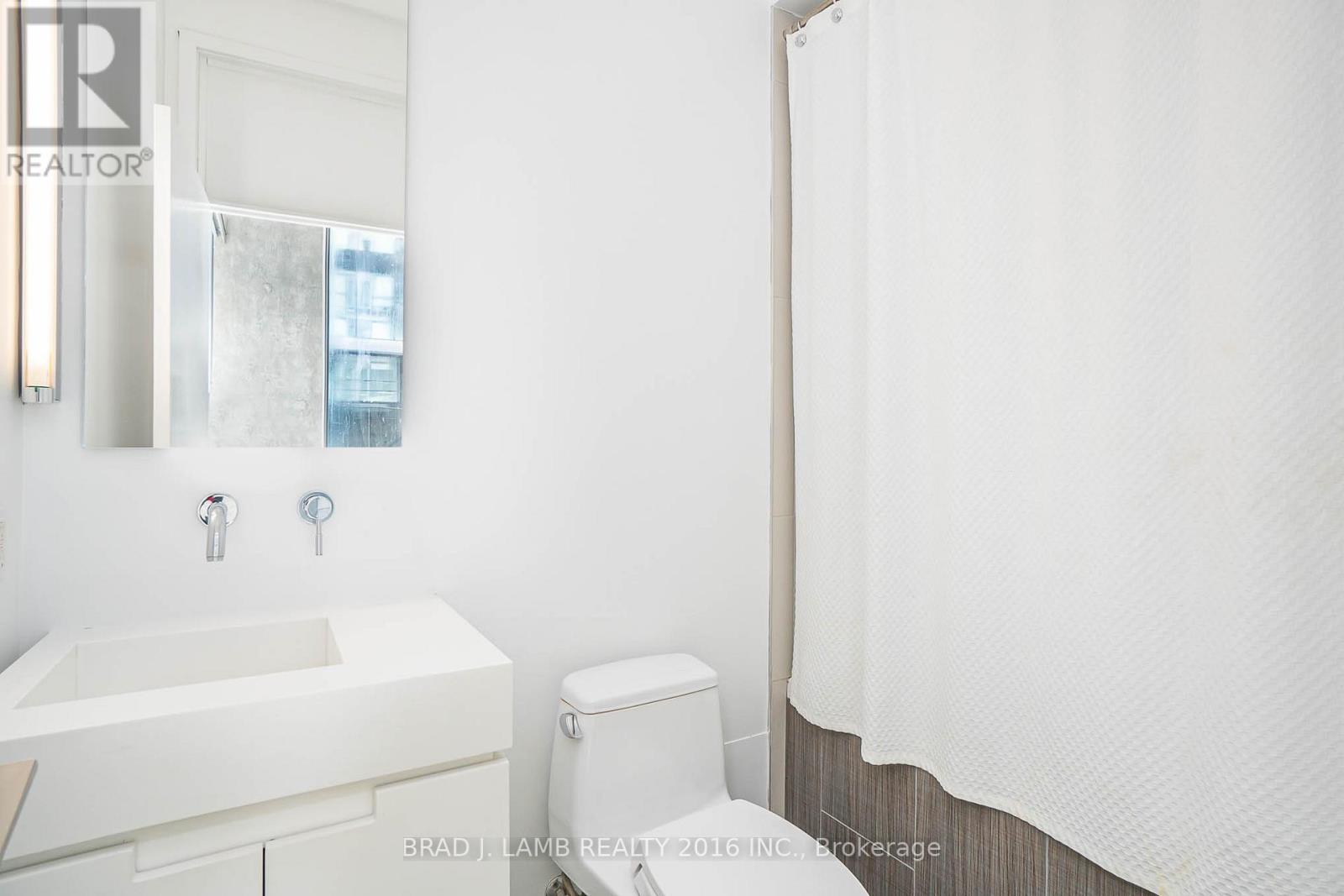 Th1 - 25 Oxley Street, Toronto, Ontario  M5V 2J5 - Photo 20 - C13136528