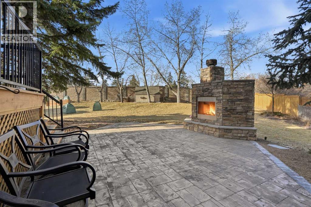 311 Coach Light Bay SW, Calgary, Alberta  T3H 1X3 - Photo 34 - A2305942