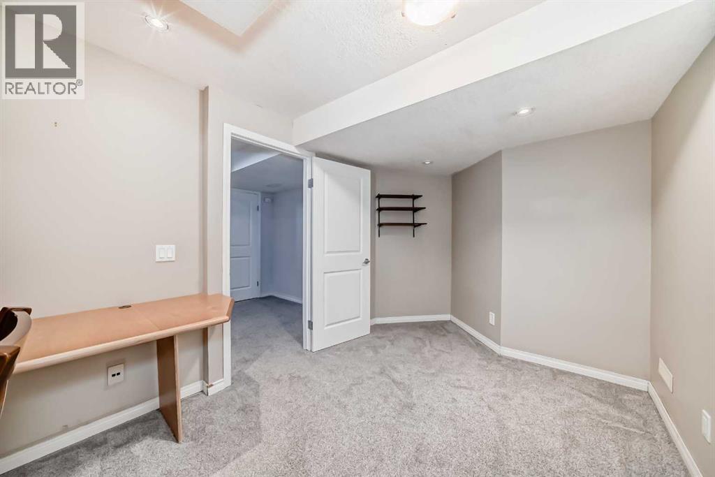 18 Westbury Place SW, Calgary, Alberta  T3P 0B1 - Photo 45 - A2309586