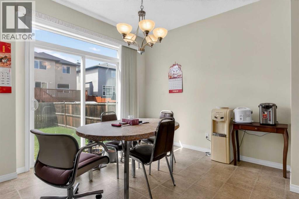 156 Saddlecrest Park NE, Calgary, Alberta  T3J 5L5 - Photo 9 - A2310676