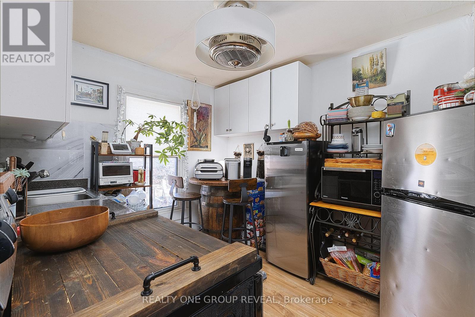 275 Jarvis Street, Oshawa, Ontario  L1G 5K8 - Photo 2 - E13136486