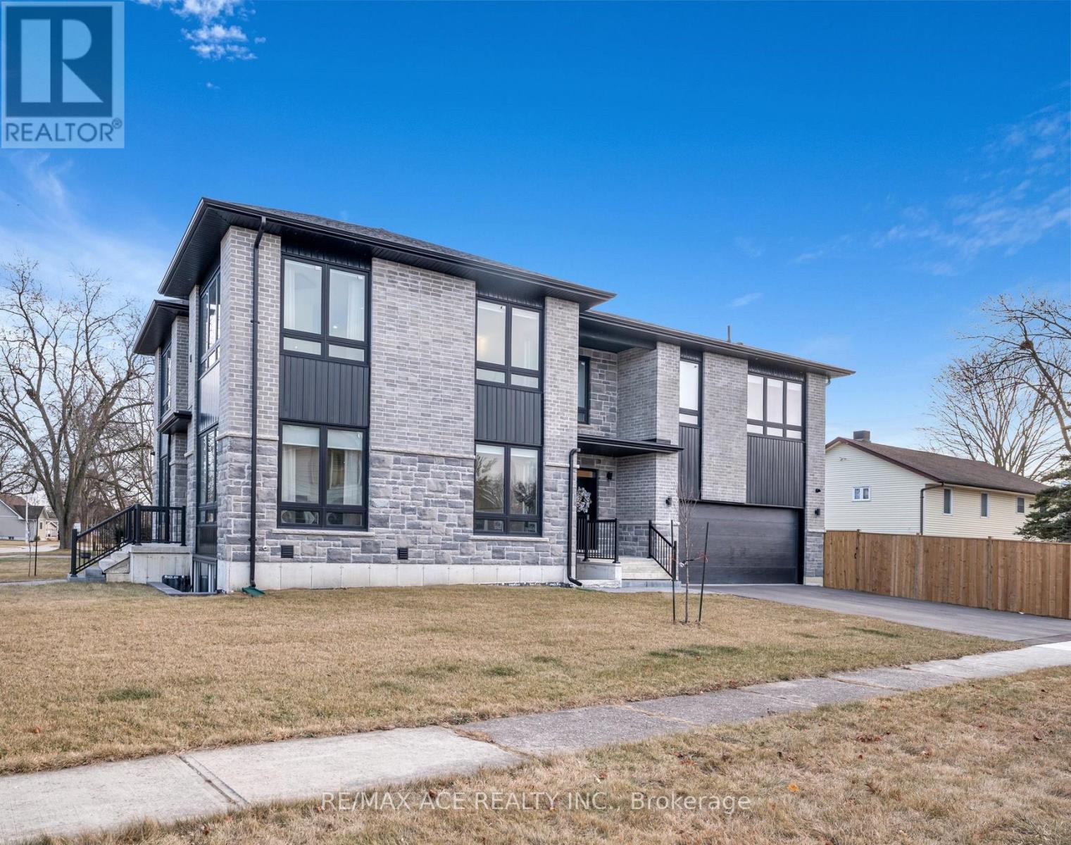 19 BURCHER ROAD, Ajax, Ontario