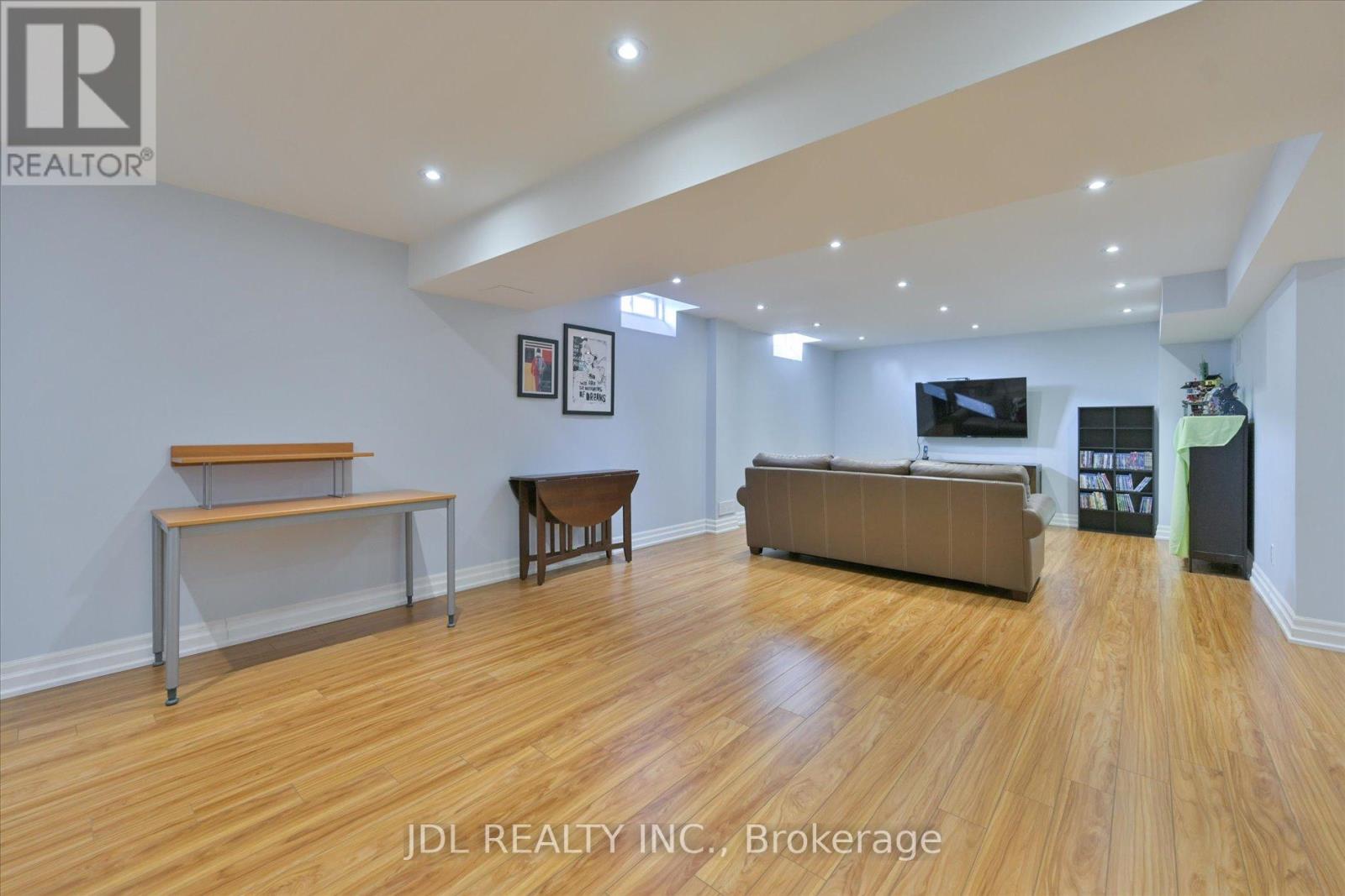9 O'hara Crescent, Richmond Hill, Ontario  L4E 4E1 - Photo 22 - N13136490