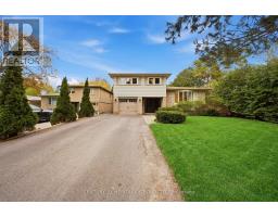 7 CEDAR CRESCENT, Aurora, Ontario