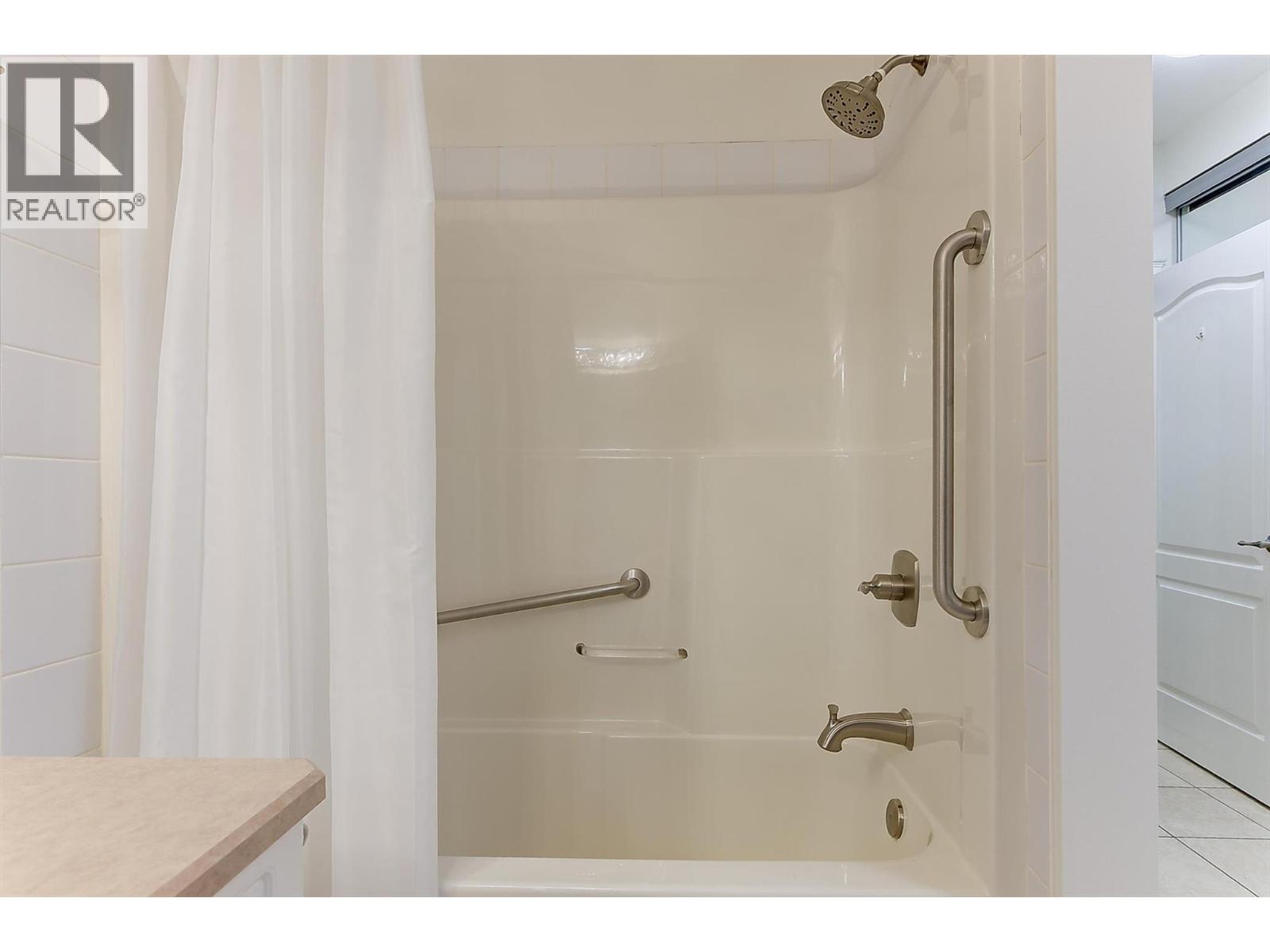 307 Whitman Road Unit# 402, Kelowna, British Columbia  V1V 2P3 - Photo 35 - 10387779