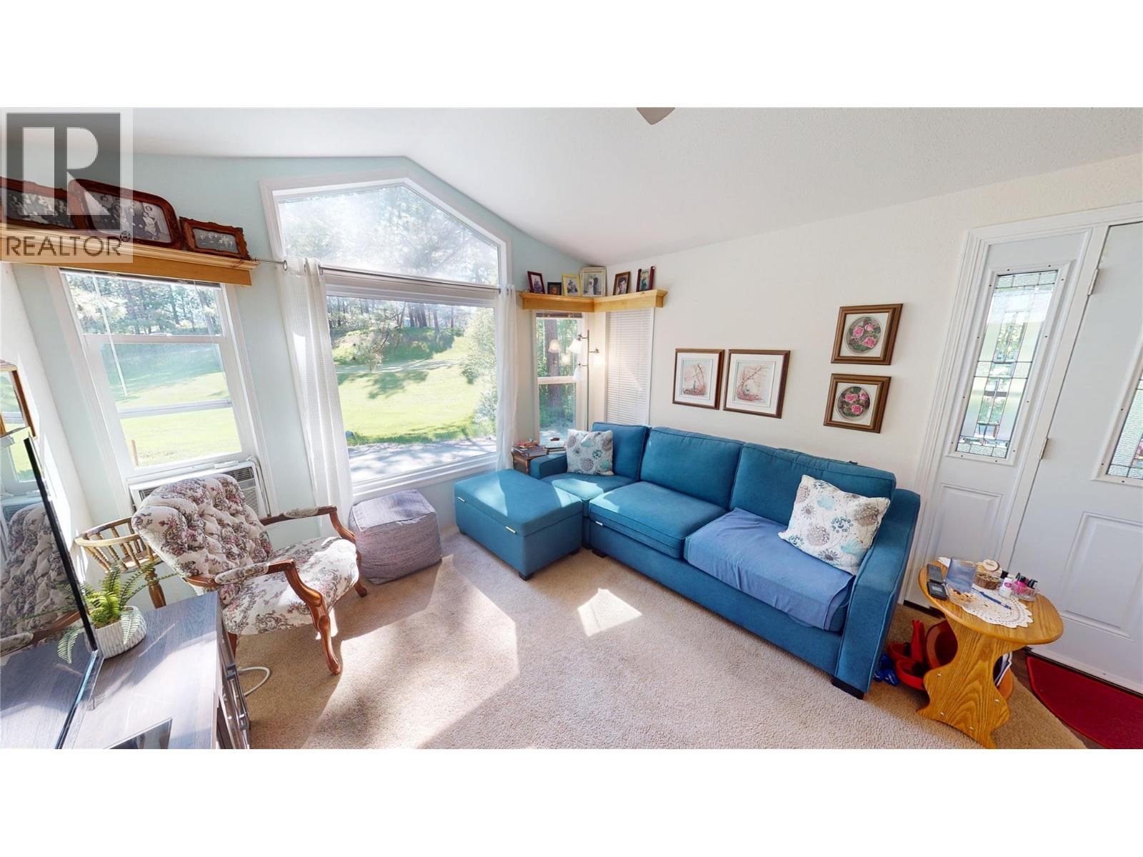 3320 Theatre Road N Unit# 8, Cranbrook, British Columbia  V1C 7B8 - Photo 3 - 10387510