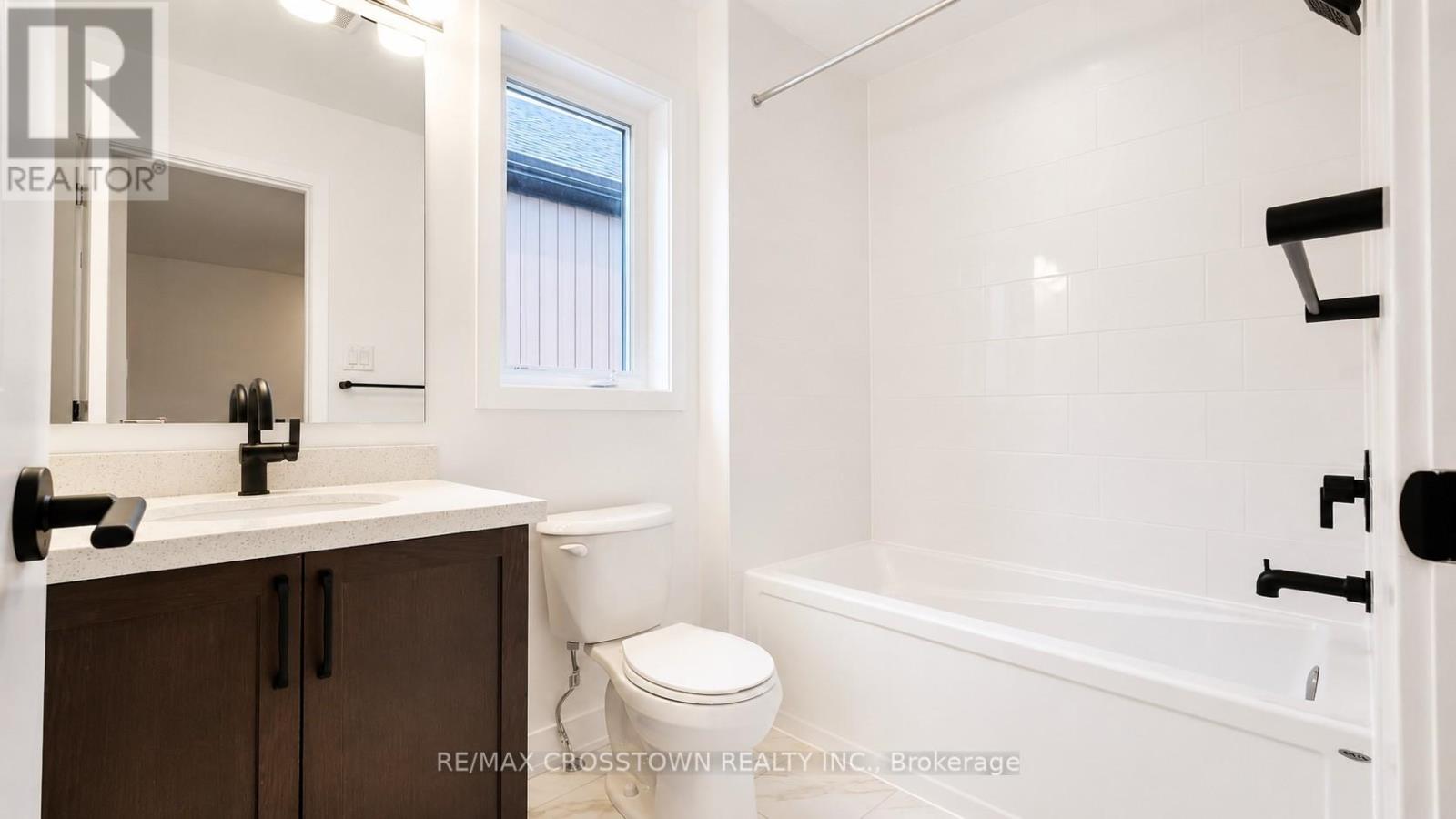 26 Mcaush Street, Barrie, Ontario  L9J 0V6 - Photo 17 - S13136546