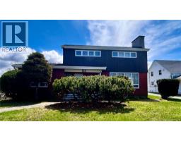 164 St-Pierre O, Caraquet, New Brunswick
