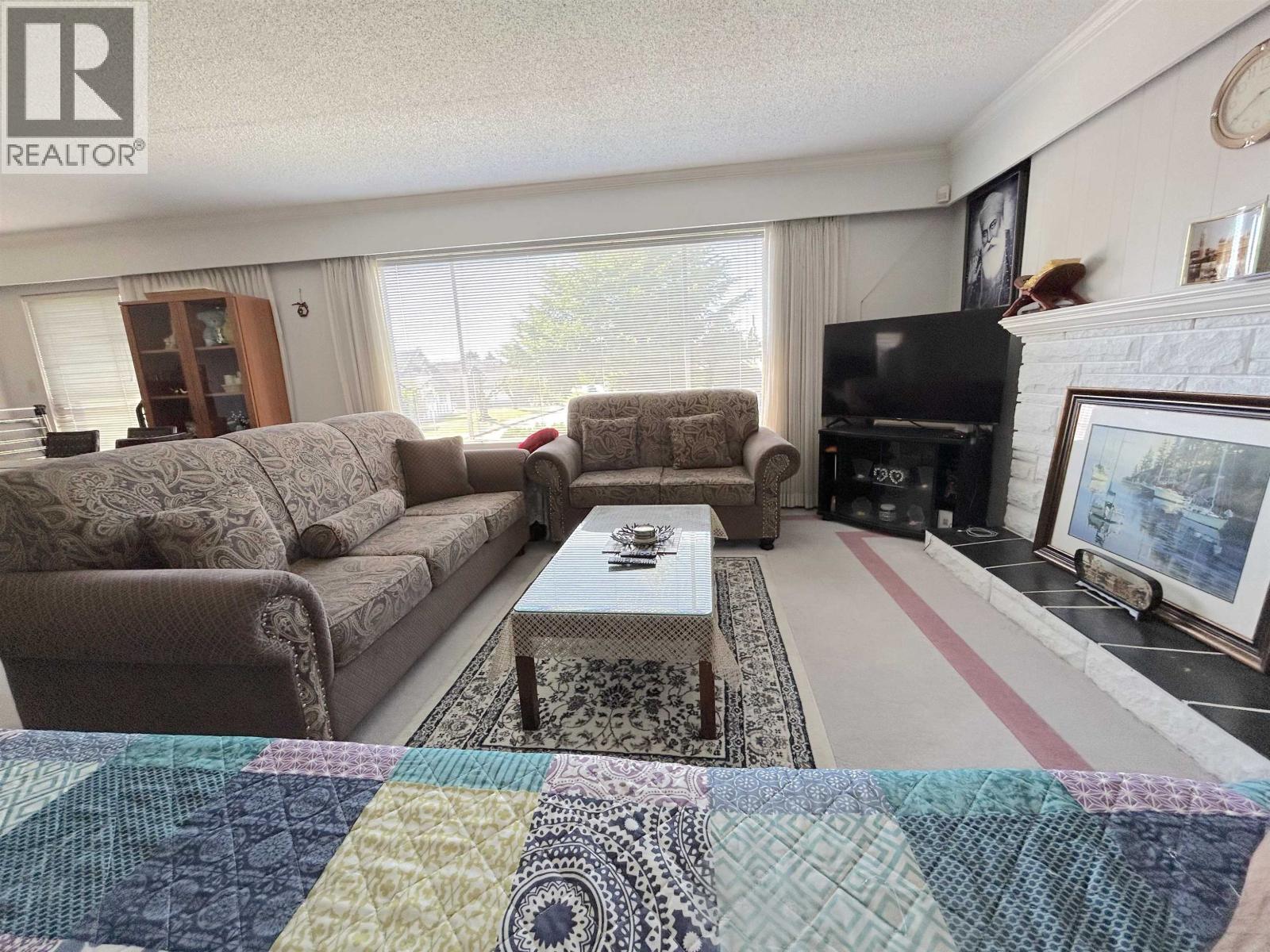 10540 Seaway Road, Richmond, British Columbia  V7A 4C4 - Photo 2 - R3124145