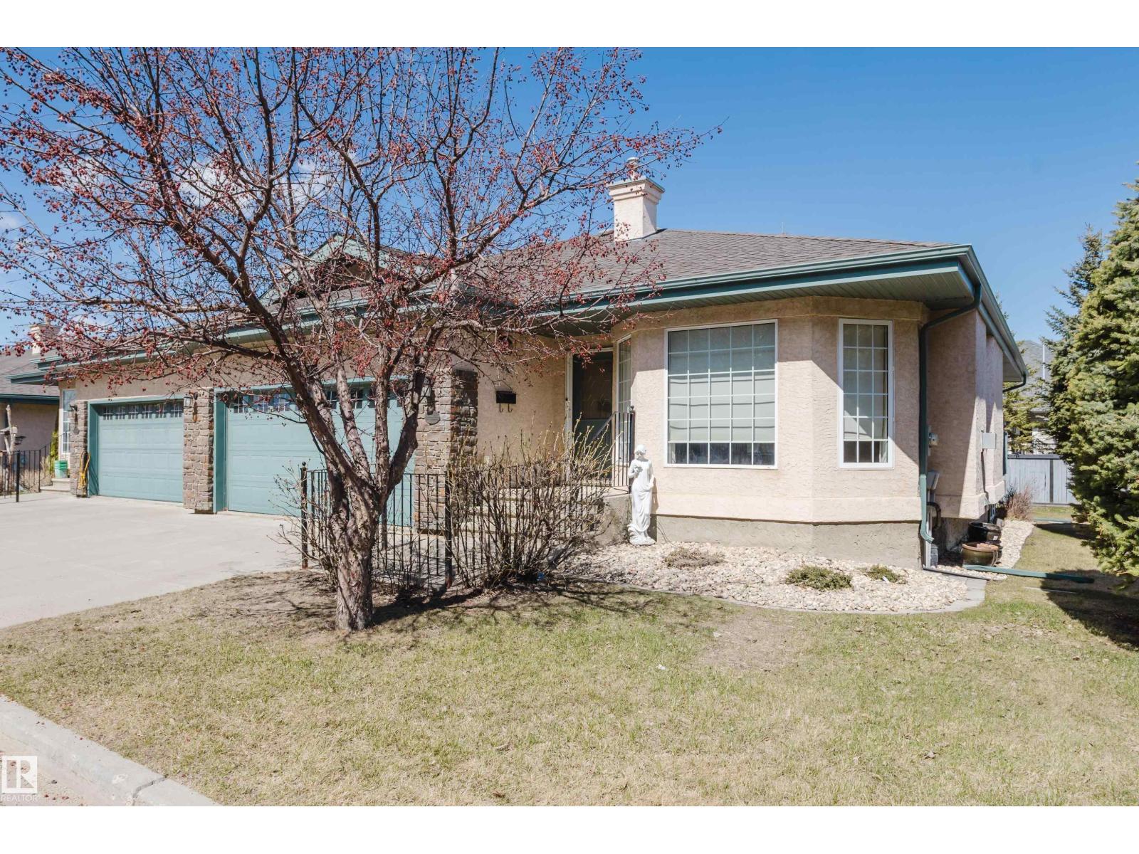 #9 102 Bridgeport Cx, Leduc, Alberta  T9E 8K8 - Photo 2 - E4485140