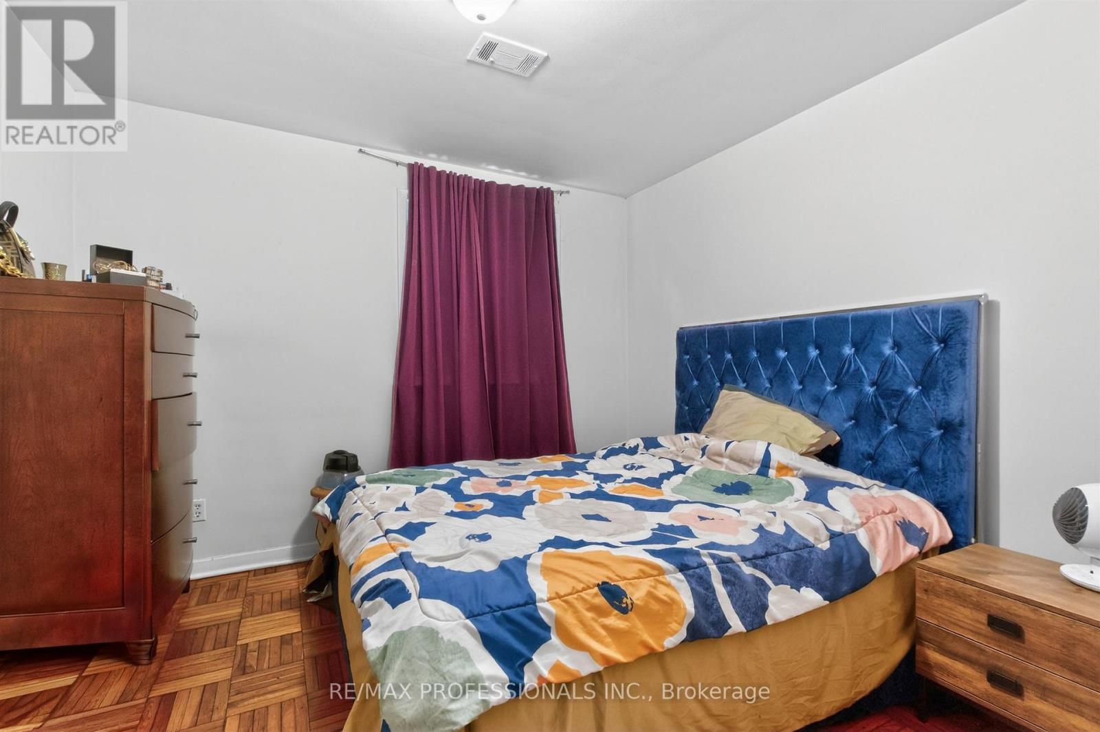 132-134 Trowell Avenue, Toronto, Ontario  M6M 1L7 - Photo 26 - W13136470