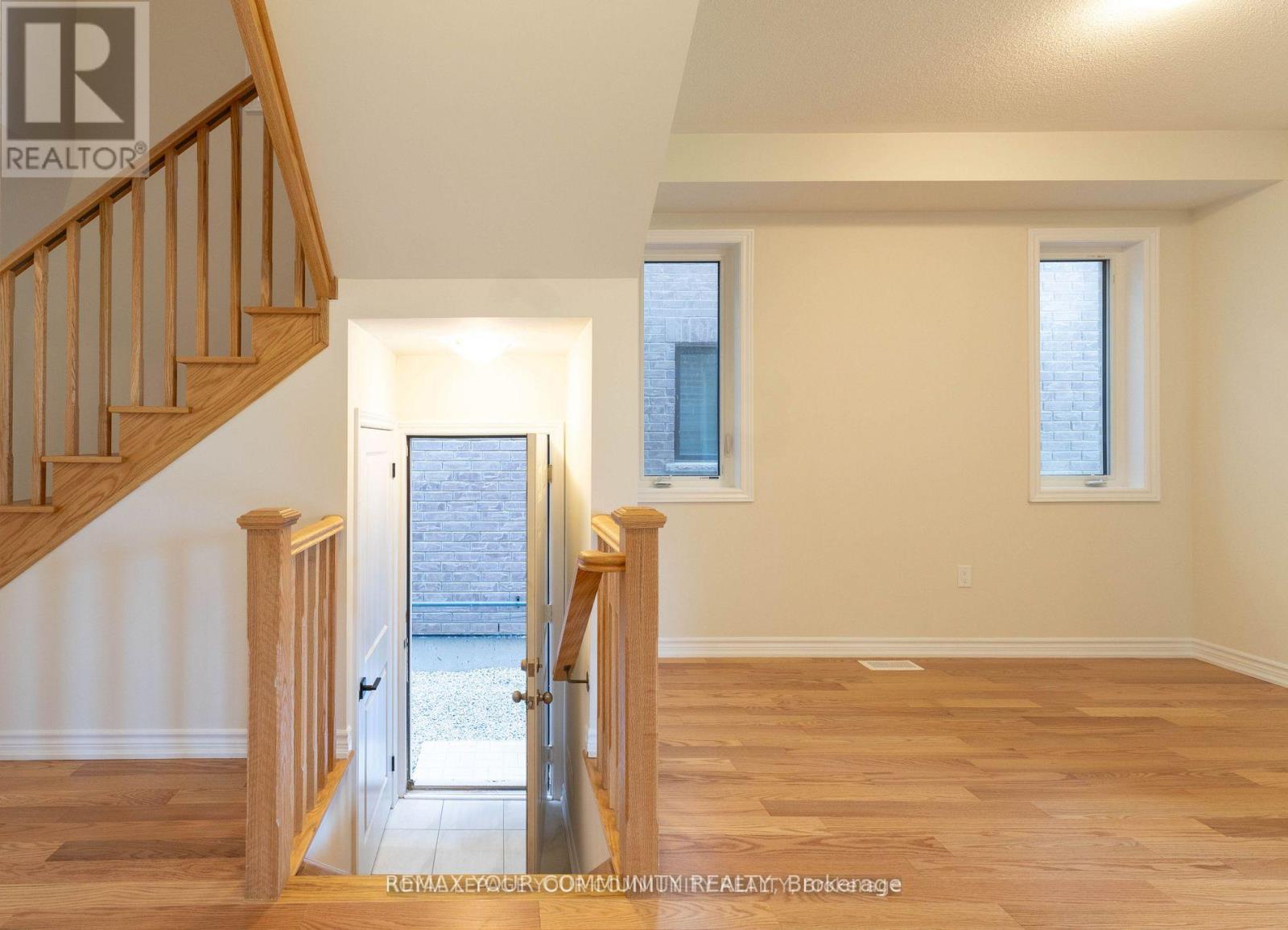 43 Tweedhill Avenue, Caledon, Ontario  L7C 4K5 - Photo 10 - W13136522