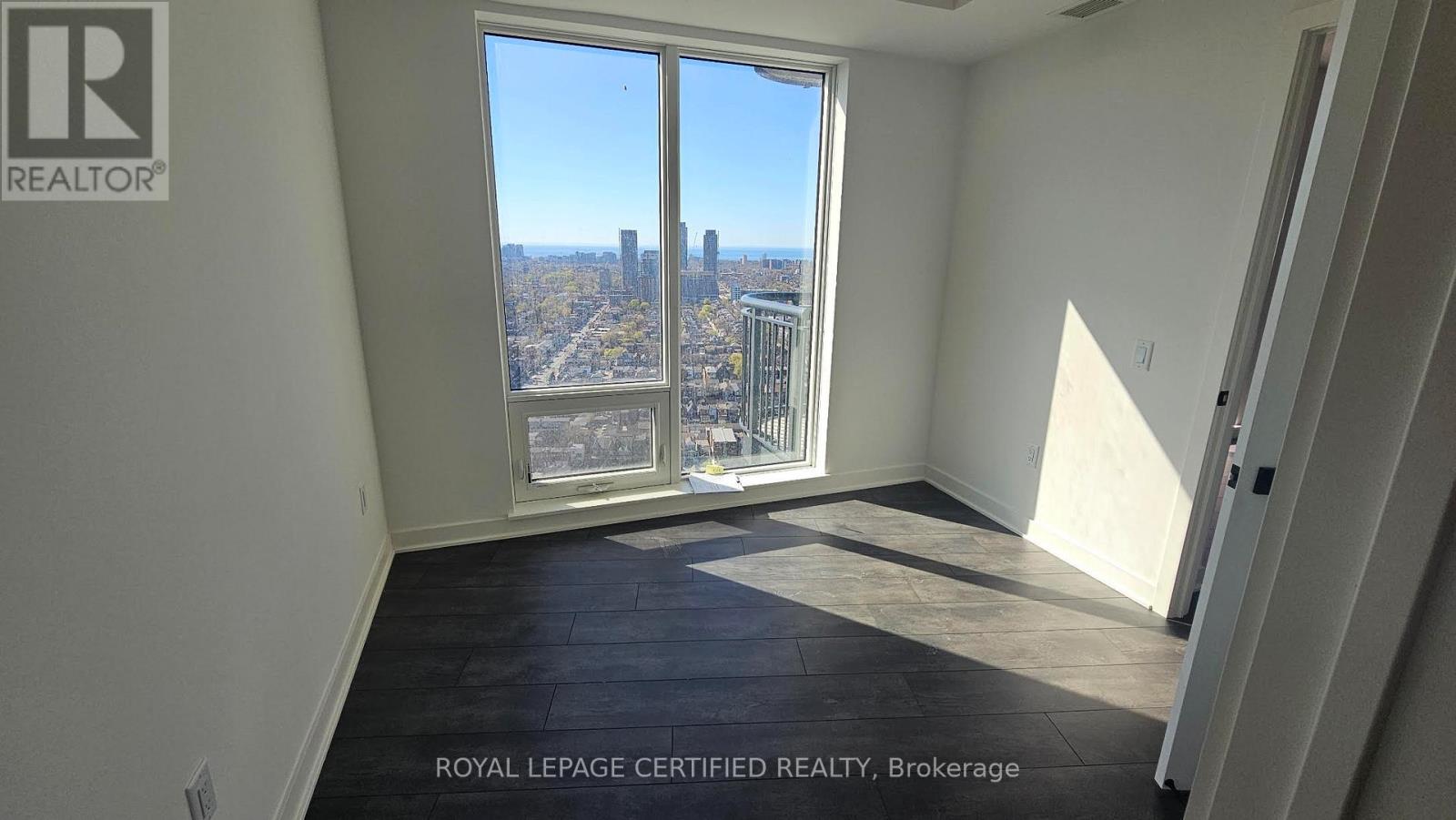 2610 - 1185 Dupont Street, Toronto, Ontario  M6H 0G5 - Photo 13 - W13136542