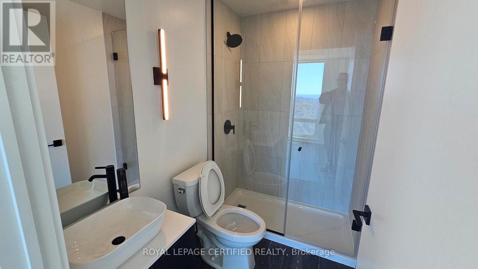 2610 - 1185 Dupont Street, Toronto, Ontario  M6H 0G5 - Photo 14 - W13136542
