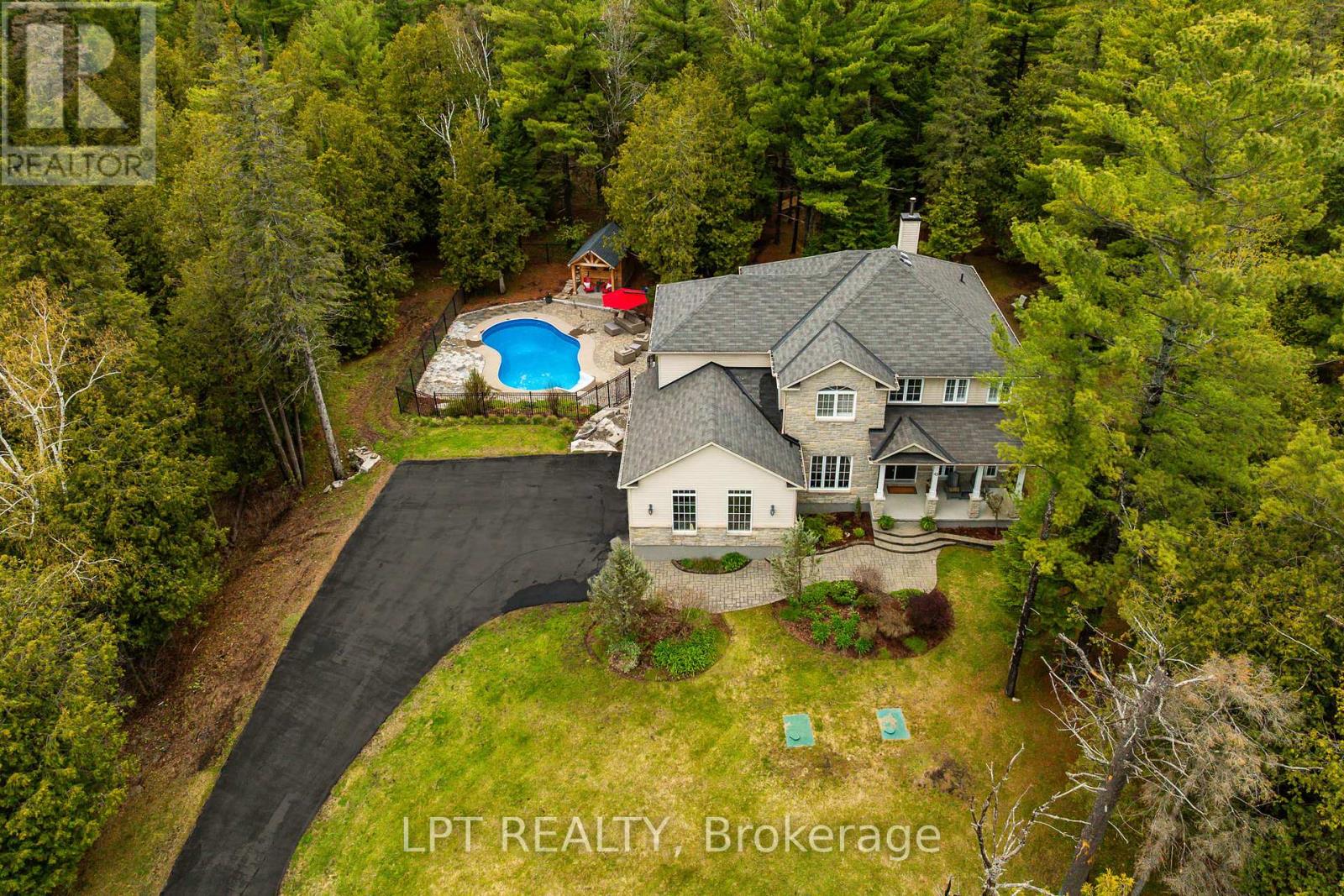 45 CANADIAN DRIVE, Ottawa, Ontario