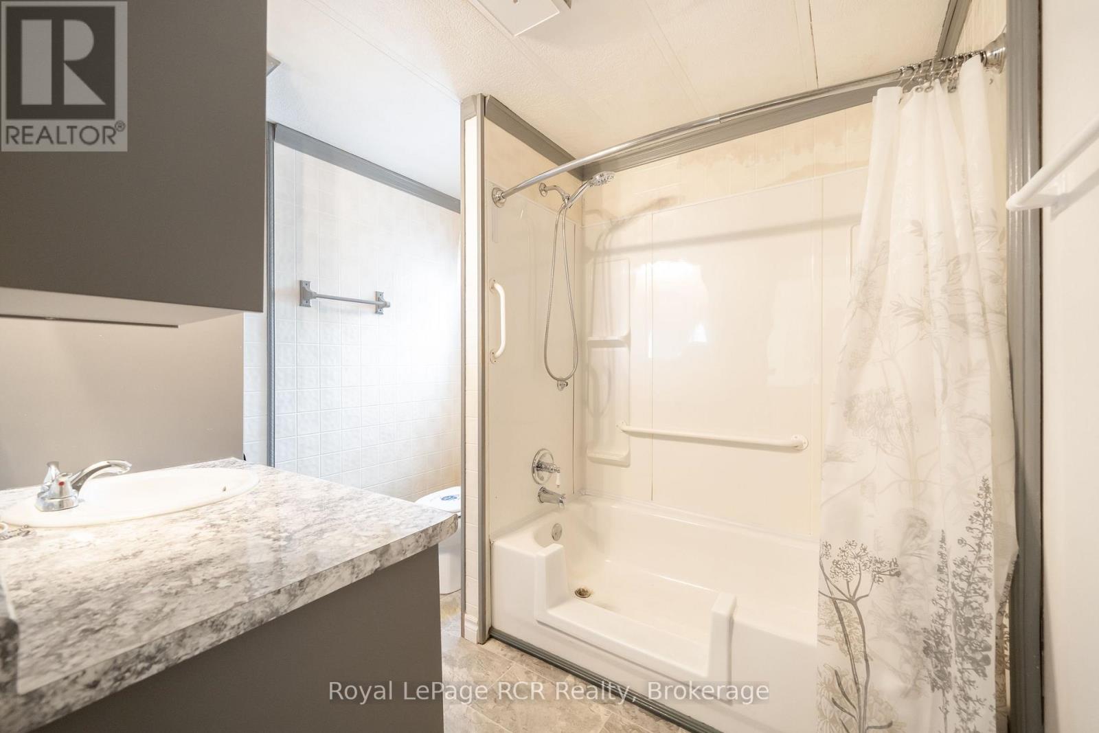 Unit #3 - 302694 Douglas Street, West Grey, Ontario  N0G 1R0 - Photo 25 - X12716852
