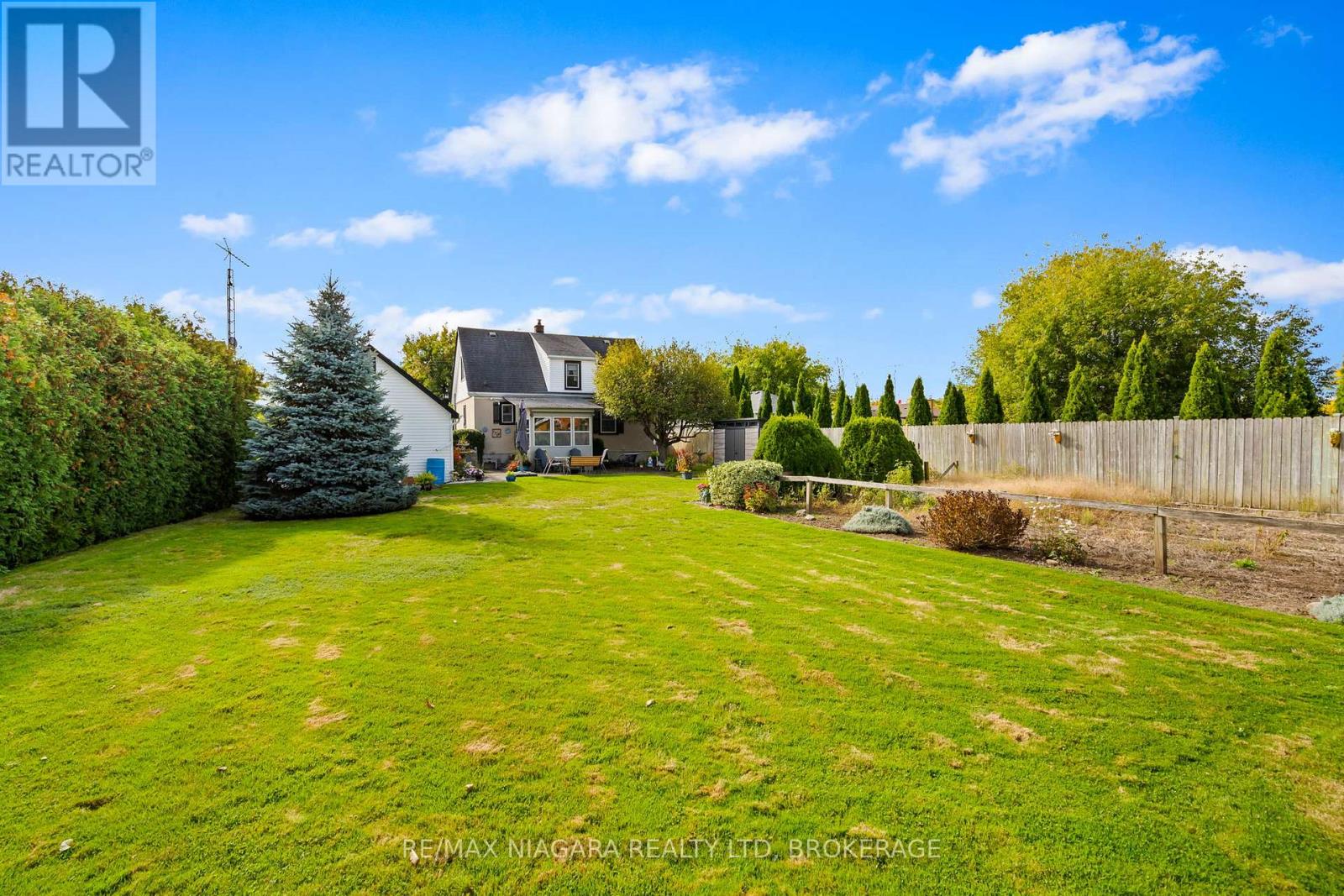 8 Lorraine Street, Niagara-On-The-Lake (Virgil), Ontario  L0S 1J0 - Photo 6 - X13136706