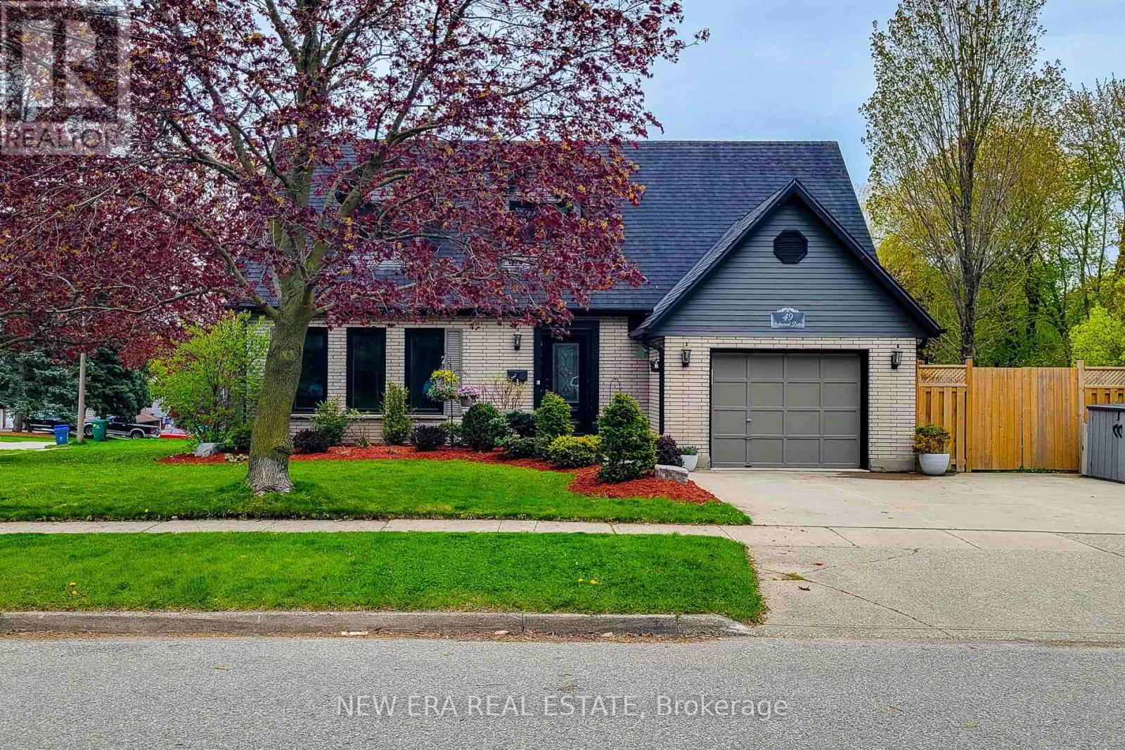 49 Ashwood Drive, Cambridge, Ontario  N3C 3H7 - Photo 2 - X13136520