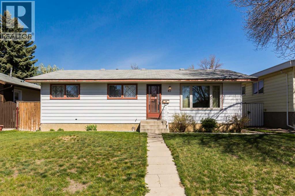 61 Park Meadows Boulevard N, Lethbridge, Alberta  T1H 4H7 - Photo 1 - A2309958