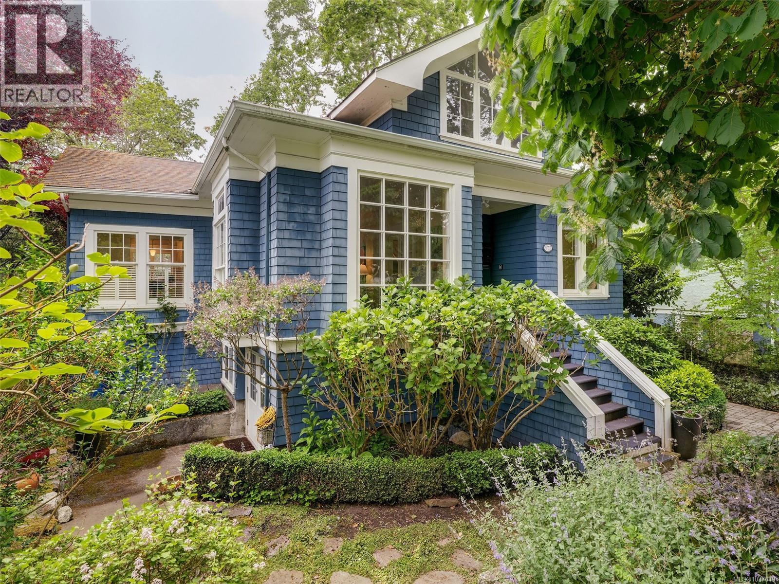 972 Wilmer St, Victoria, British Columbia  V8S 4B7 - Photo 32 - 1037019