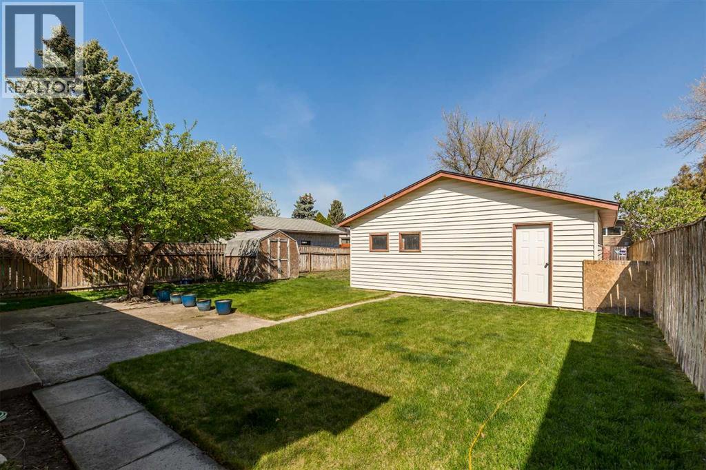 61 Park Meadows Boulevard N, Lethbridge, Alberta  T1H 4H7 - Photo 24 - A2309958
