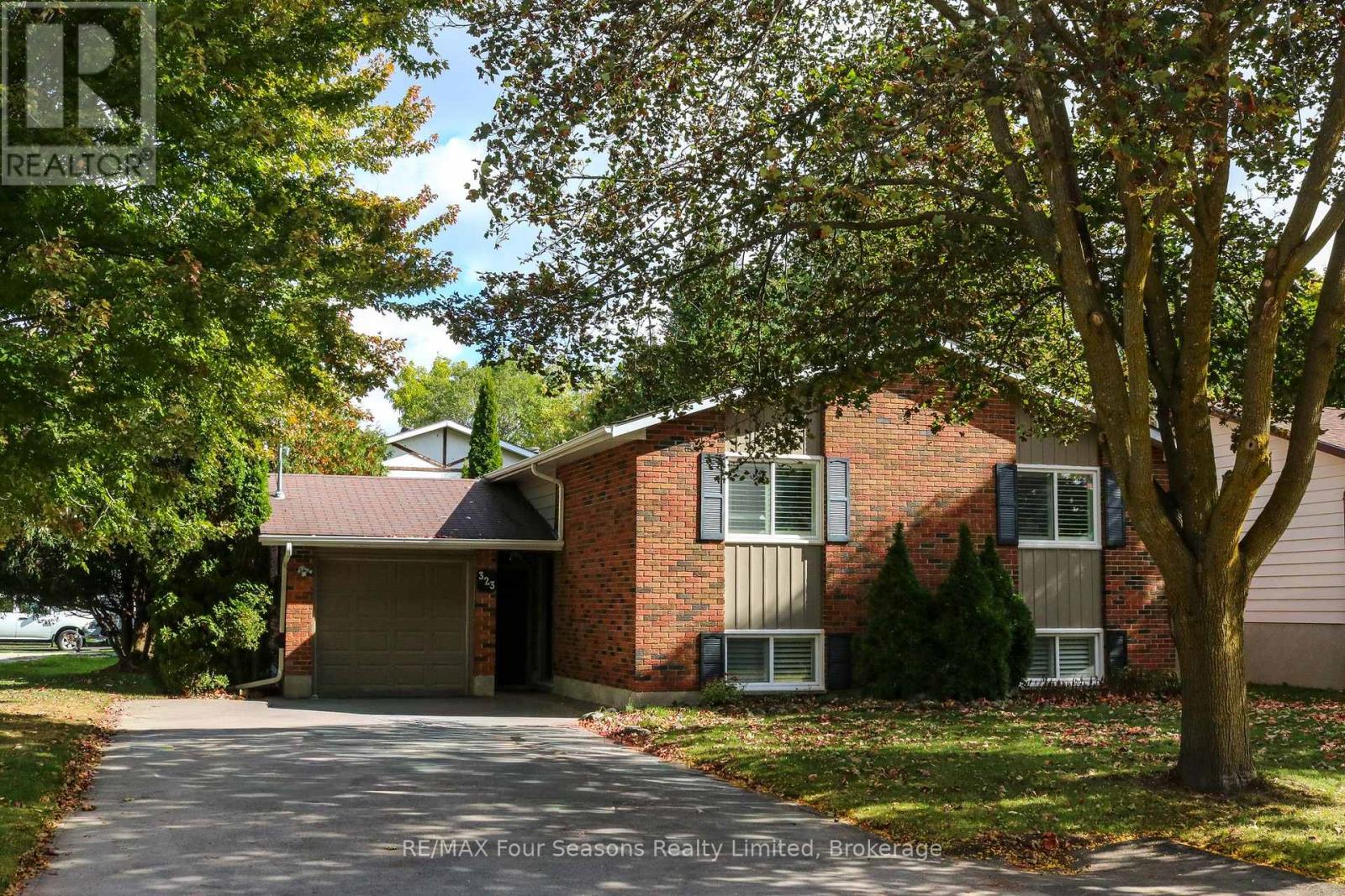 323 HICKORY STREET, Collingwood, Ontario
