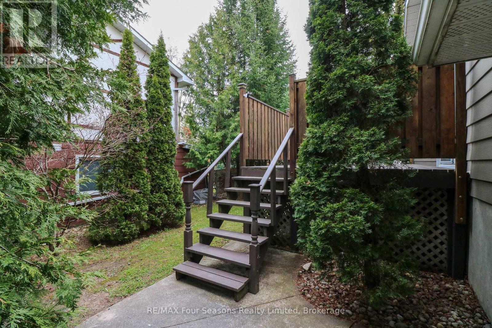 323 Hickory Street, Collingwood, Ontario  L9Y 3G4 - Photo 32 - S13136630