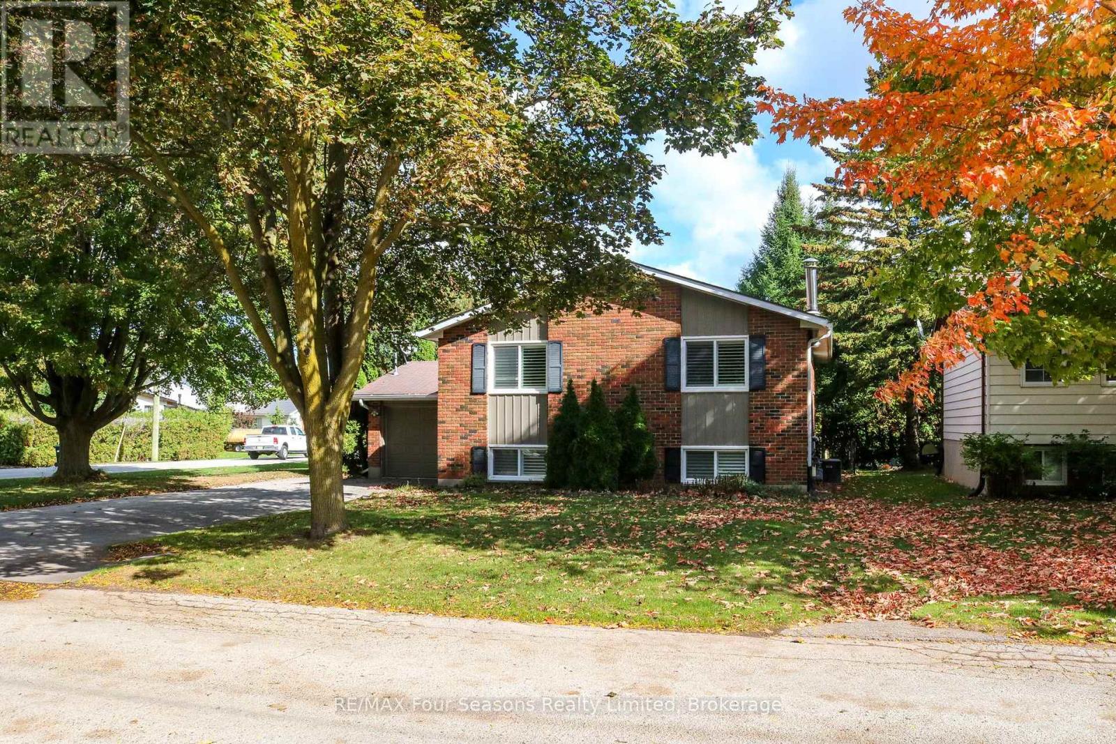 323 Hickory Street, Collingwood, Ontario  L9Y 3G4 - Photo 38 - S13136630