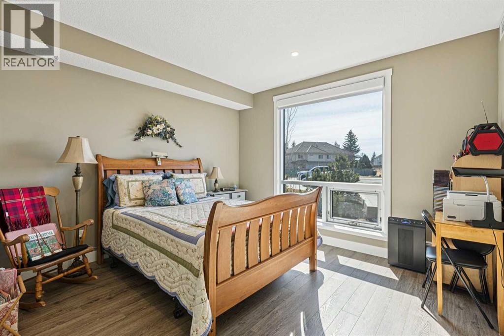 312, 15 Cougar Ridge Landing SW, Calgary, Alberta  T3H 6C3 - Photo 20 - A2295603