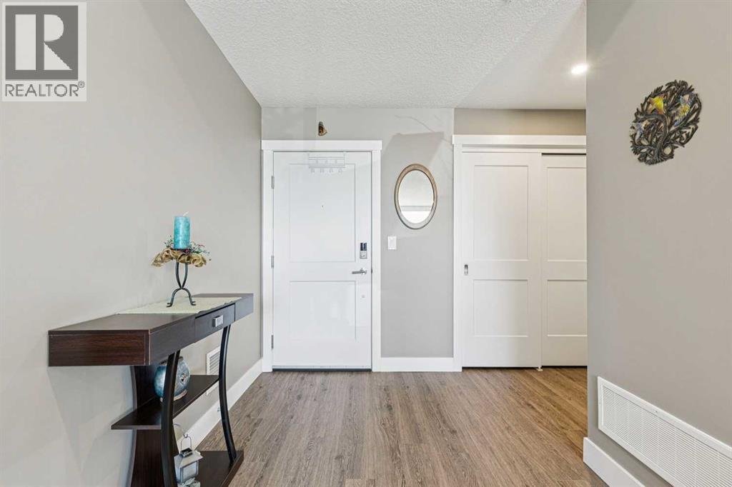 312, 15 Cougar Ridge Landing SW, Calgary, Alberta  T3H 6C3 - Photo 24 - A2295603