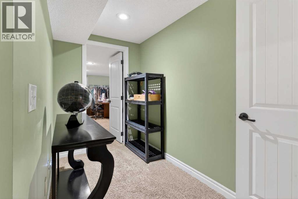1486 Sunwood Road Se, Calgary, Alberta  T2X 2K5 - Photo 34 - A2306845