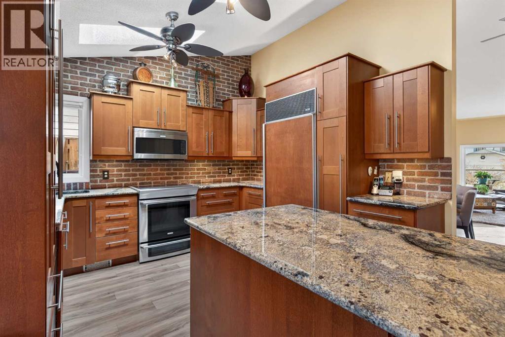 1486 Sunwood Road Se, Calgary, Alberta  T2X 2K5 - Photo 9 - A2306845