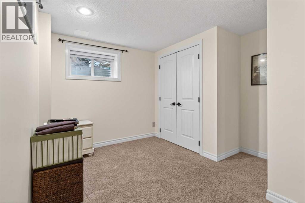 1486 Sunwood Road Se, Calgary, Alberta  T2X 2K5 - Photo 38 - A2306845