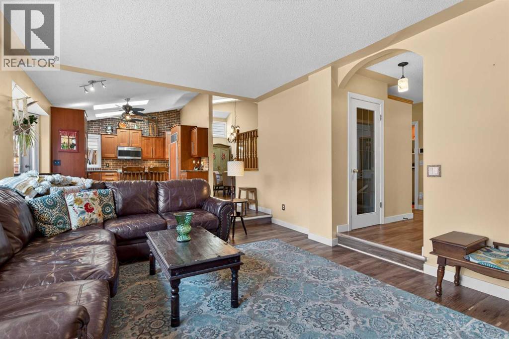 1486 Sunwood Road Se, Calgary, Alberta  T2X 2K5 - Photo 15 - A2306845