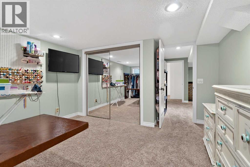 1486 Sunwood Road Se, Calgary, Alberta  T2X 2K5 - Photo 36 - A2306845