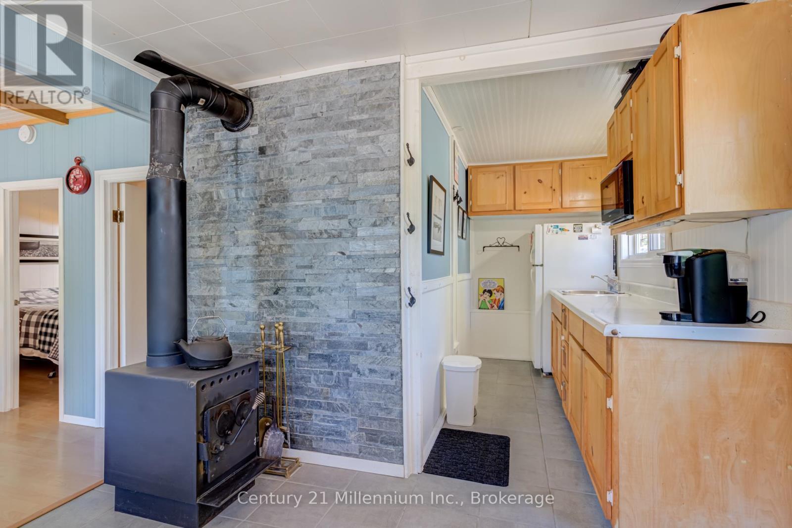 199 Mallory Beach Road, South Bruce Peninsula, Ontario  N0H 2T0 - Photo 11 - X13136640
