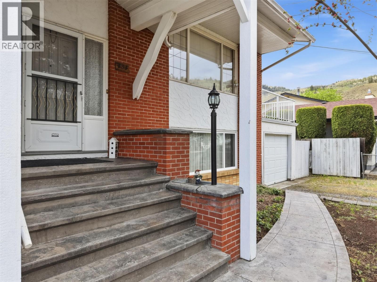 833 Mcarthur Drive, Kamloops, British Columbia  V2B 7H4 - Photo 45 - 10387788