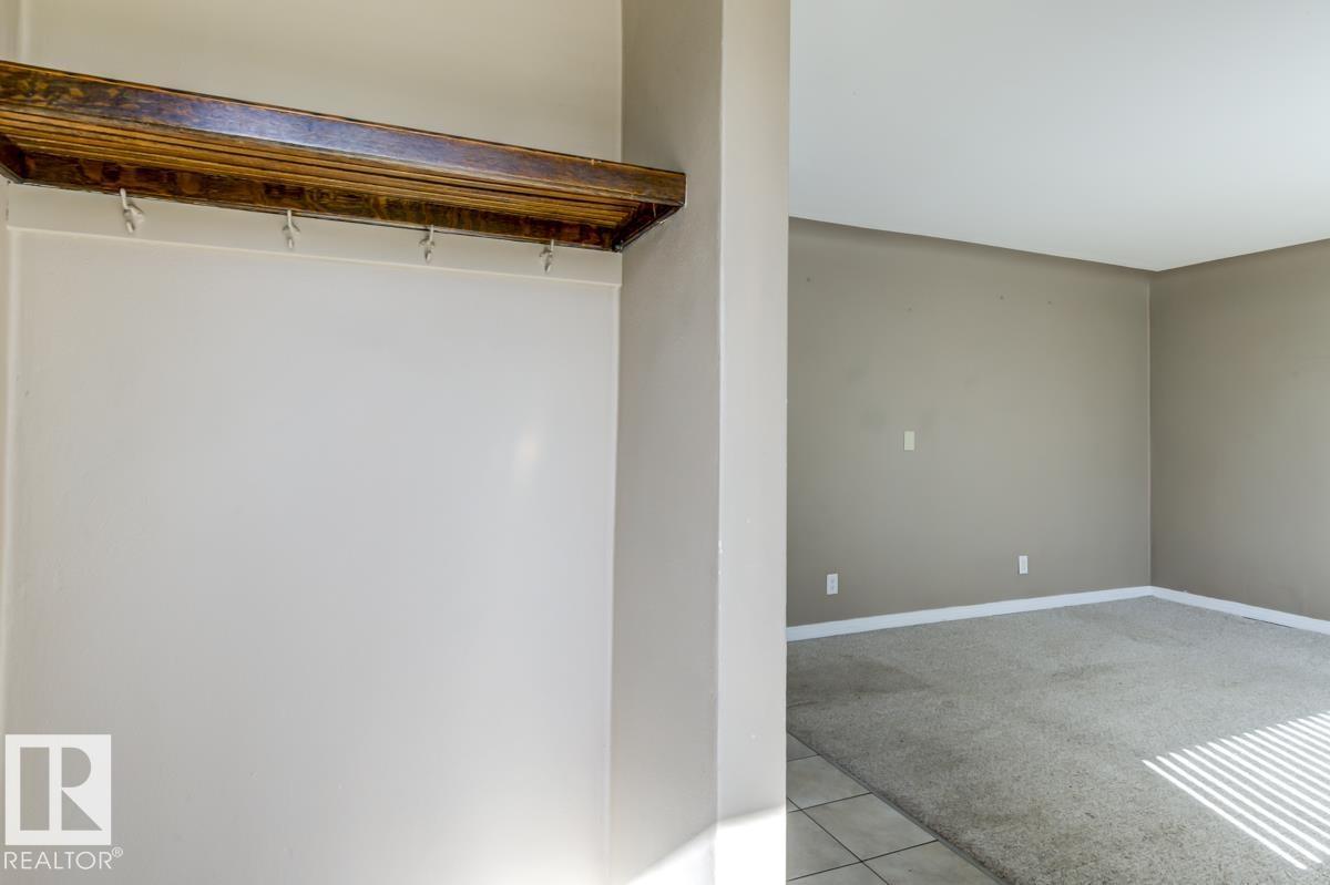 9602 90 St Nw, Edmonton, Alberta  T6C 3M5 - Photo 12 - E4488141