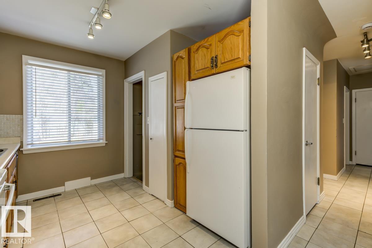 9602 90 St Nw, Edmonton, Alberta  T6C 3M5 - Photo 22 - E4488141