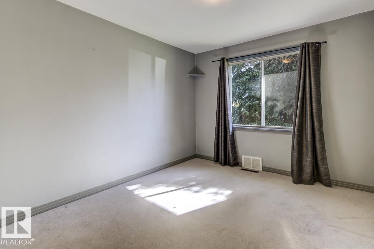 9602 90 St Nw, Edmonton, Alberta  T6C 3M5 - Photo 32 - E4488141