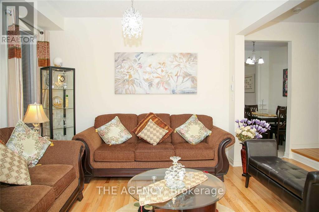 647 Mockridge Terrace S, Milton, Ontario  L9T 8W1 - Photo 7 - W13043426