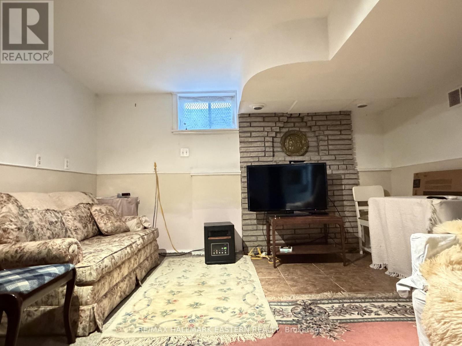 276 Greenlawn Avenue, Peterborough, Ontario  K9H 5K8 - Photo 9 - X13134396