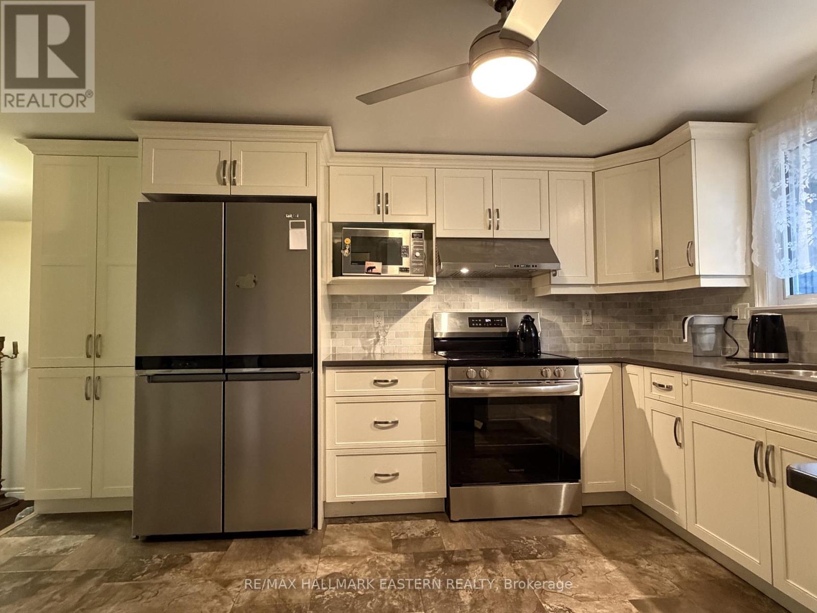 276 Greenlawn Avenue, Peterborough, Ontario  K9H 5K8 - Photo 6 - X13134396