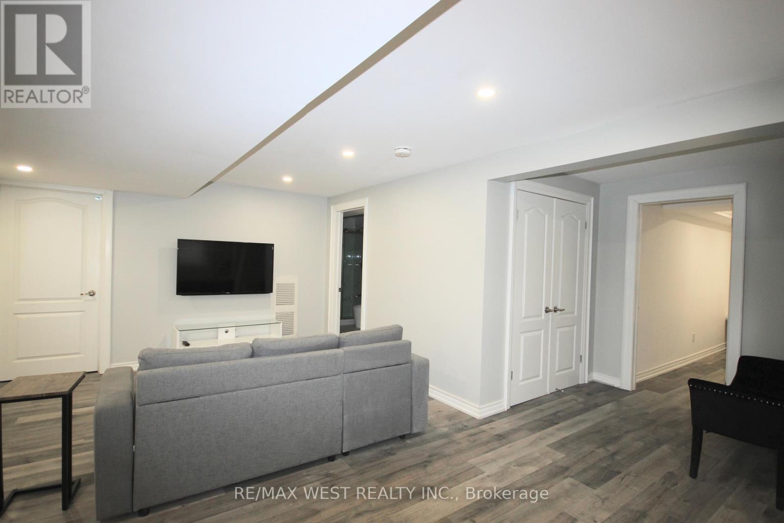 Bsmt - 150 Valley Vista Drive, Vaughan, Ontario  L6A 0Z4 - Photo 3 - N13136010