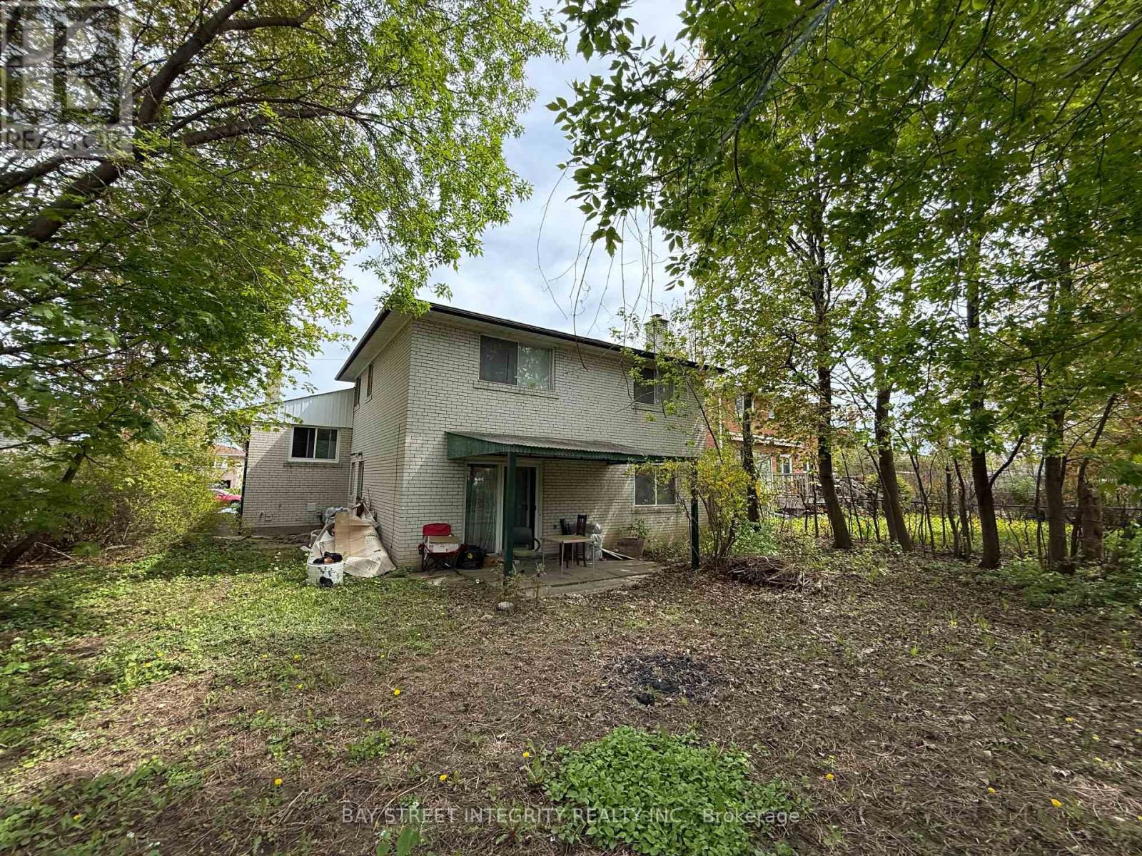 70 Mosedale Crescent, Toronto, Ontario  M2J 3A4 - Photo 2 - C13136616
