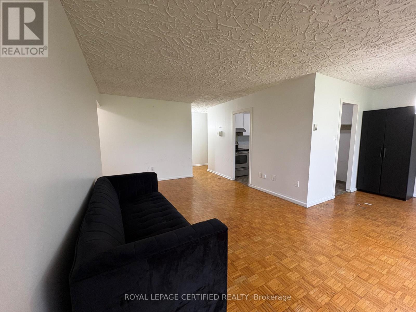 202 - 735 Don Mills Road, Toronto, Ontario  M3C 1T1 - Photo 4 - C13136792