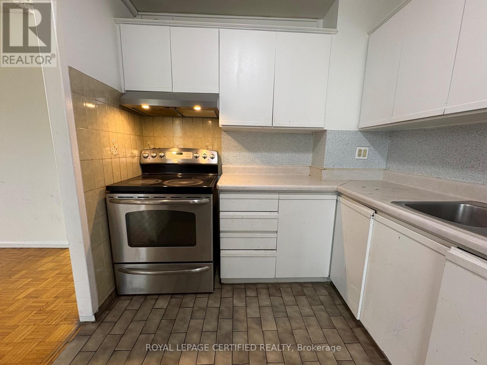 202 - 735 Don Mills Road, Toronto, Ontario  M3C 1T1 - Photo 8 - C13136792
